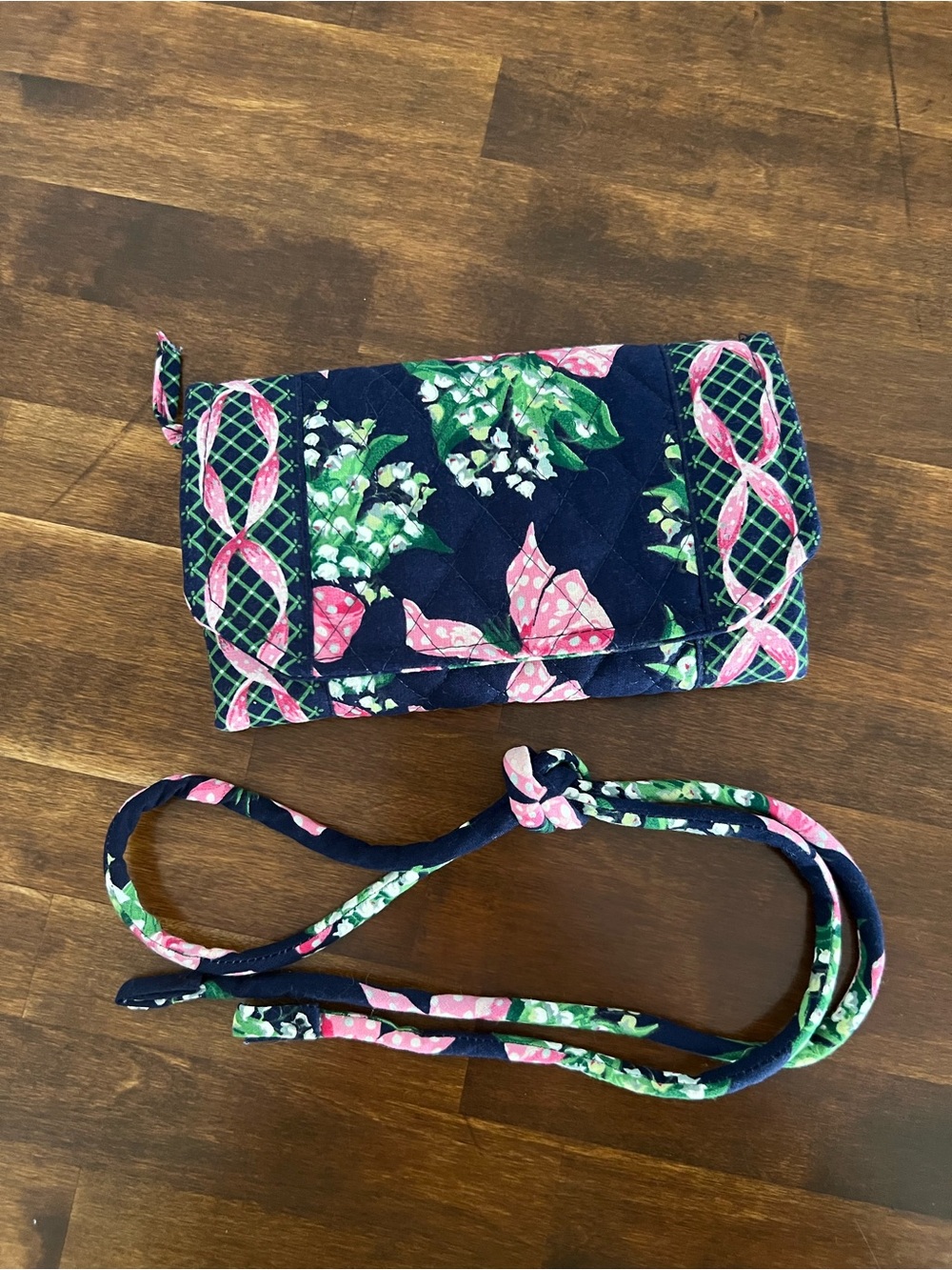 Vera Bradley Return To Happiness Wallet/Crossbody